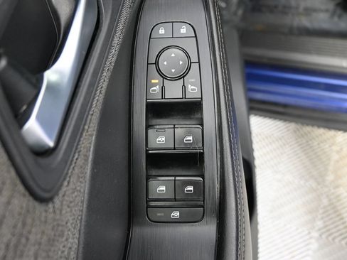 Used 2022 Nissan Rogue SV AWD/4WD image 19