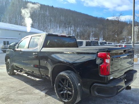 Used 2023 Chevrolet Silverado 1500 Custom w/ LPO, Dark Essentials Package image 4