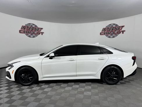 Used 2025 Kia K5 LXS FWD image 4