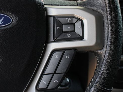 Used 2020 Ford F150 Lariat w/ Equipment Group 502A Luxury image 23