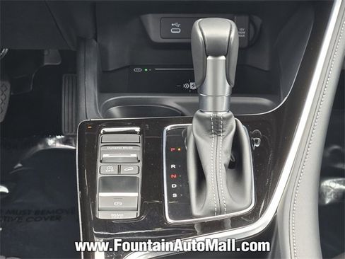 Used 2025 Acura ADX Base image 12