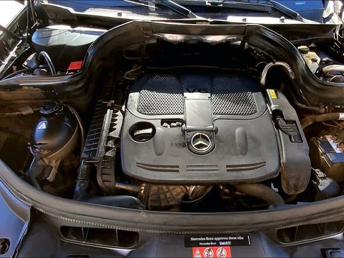 Used 2014 Mercedes-Benz GLK 350 2WD image 30