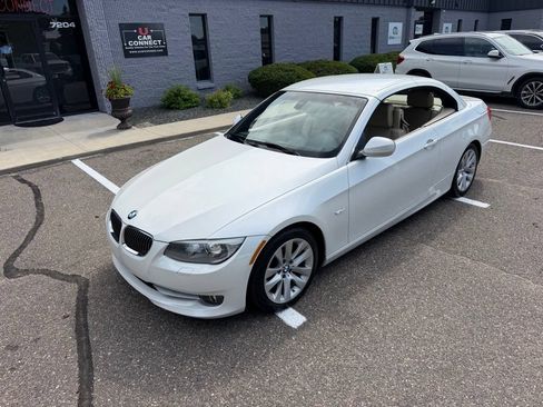 Used 2012 BMW 328i Convertible RWD image 76