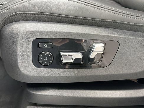 New 2026 BMW X5 xDrive50e w/ M Sport Package image 19