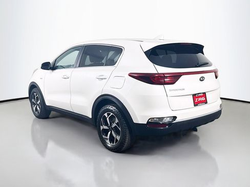 Used 2021 Kia Sportage LX AWD/4WD image 3