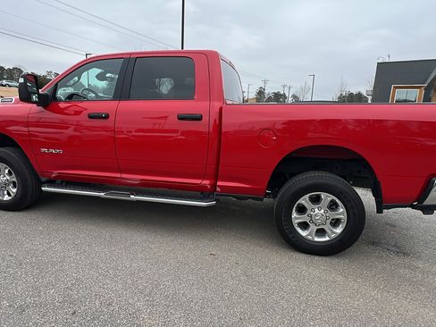 Used 2024 RAM 2500 Big Horn w/ Bed Utility Group image 11