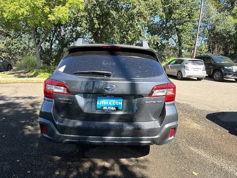 Used 2018 Subaru Outback 2.5i Premium AWD/4WD image 6