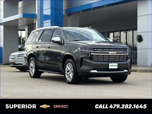 Used 2021 Chevrolet Tahoe Premier w/ Premium Package AWD/4WD image 1