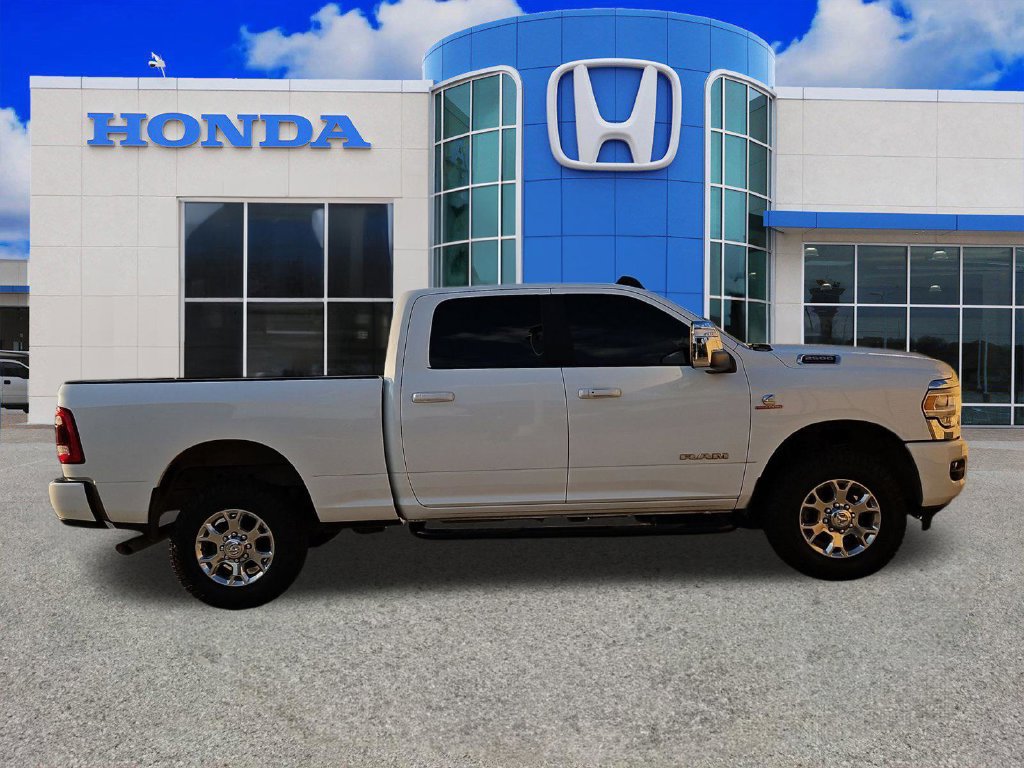 Used 2024 RAM 2500 Laramie w/ Safety Group AWD/4WD image 17