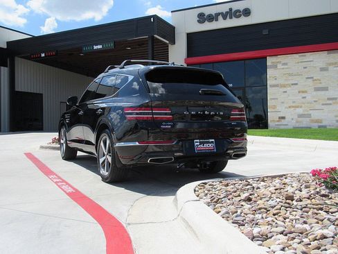 Used 2022 Genesis GV80 2.5T w/ Advanced Package 02 image 5