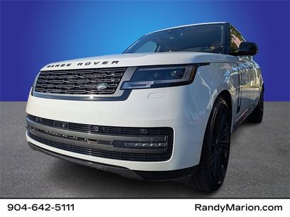 Used 2025 Land Rover Range Rover Long Wheelbase SE