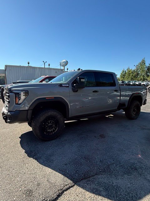 Used 2024 GMC Sierra 2500 AT4X w/ AT4X AEV Edition AWD/4WD image 1