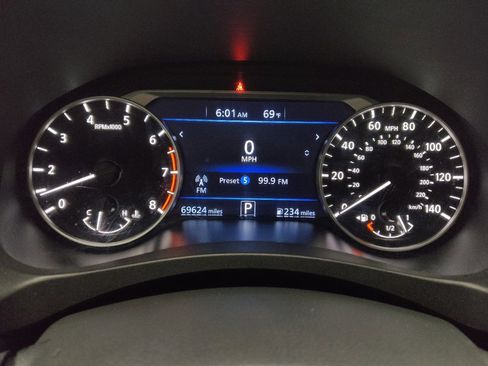 Used 2023 Nissan Altima 2.5 SV FWD image 23