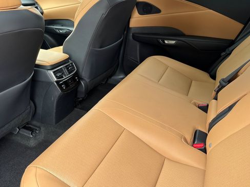 Certified 2024 Lexus RX 350 Premium w/ Cold Area Package FWD image 15