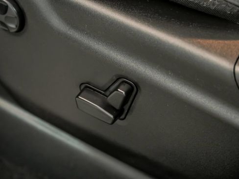 Used 2023 Dodge Durango GT AWD/4WD image 18