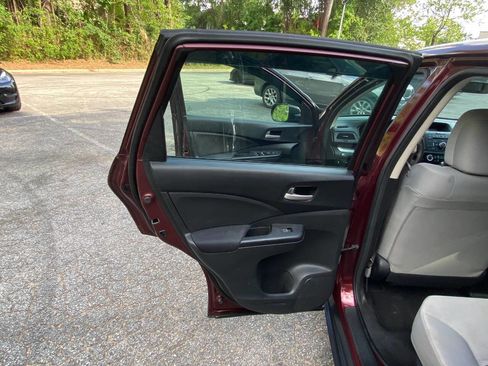 Used 2015 Honda CR-V LX image 32