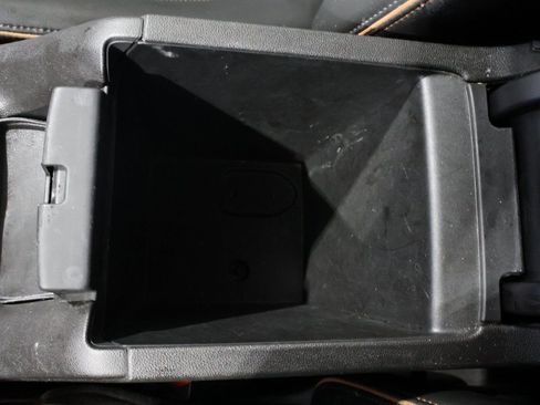 Used 2022 GMC Acadia AT4 image 37