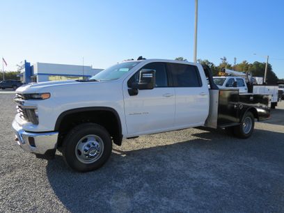 New 2026 Chevrolet Silverado 3500 LT w/ Convenience Package