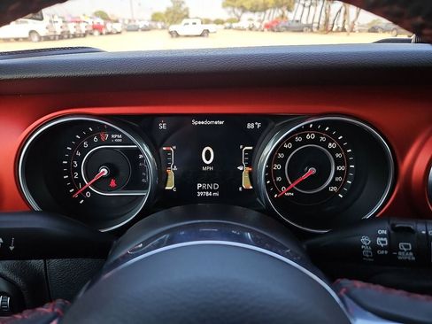 Used 2018 Jeep Wrangler Unlimited Rubicon AWD/4WD image 29
