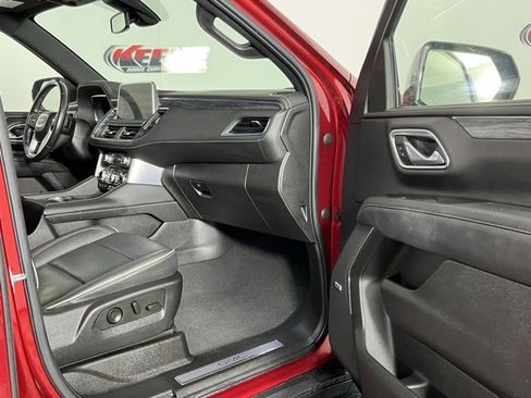 Used 2022 GMC Yukon SLT w/ SLT Luxury Package image 33