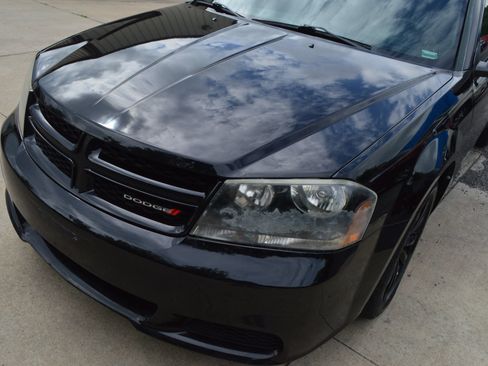 Used 2013 Dodge Avenger SE FWD image 3