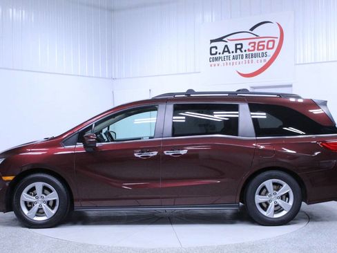 Used 2018 Honda Odyssey EX-L image 3