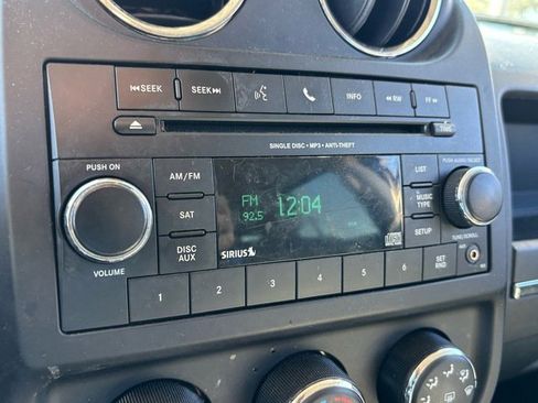 Used 2016 Jeep Patriot Sport w/ Power Value Group image 17