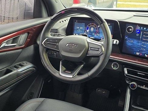 Used 2024 Chevrolet Traverse Z71 w/ Enhanced Driving Package image 16