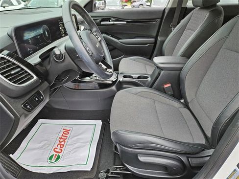 Used 2024 Kia Seltos S image 8