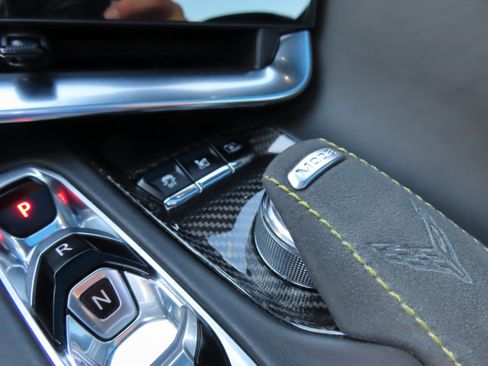 Used 2022 Chevrolet Corvette Stingray Premium Cpe w/ Z51 Performance Package image 26