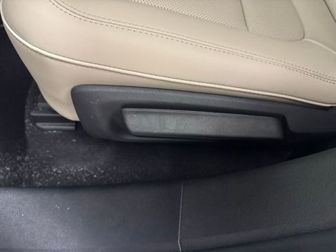 New 2026 Lincoln Corsair Premiere image 46