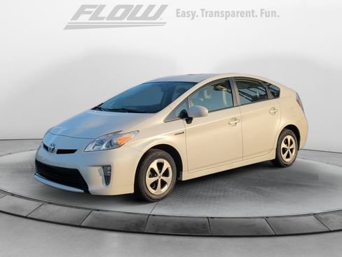 Used 2013 Toyota Prius Two FWD image 4