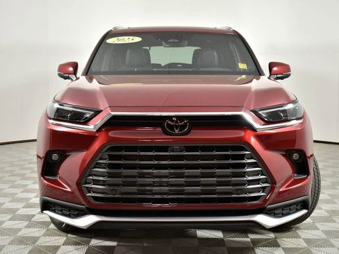 Used 2025 Toyota Grand Highlander AWD Hybrid image 5