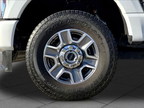 Used 2025 Ford F250 XL w/ STX Appearance Package image 11