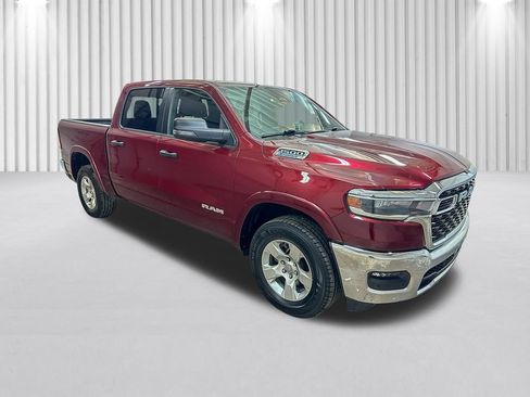 Used 2025 RAM 1500 Big Horn AWD/4WD image 2