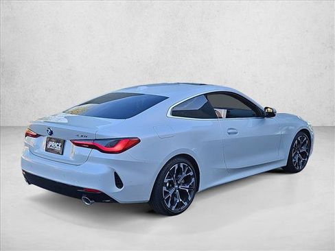 Used 2026 BMW 430i Coupe w/ Parking Assistance Package RWD image 5