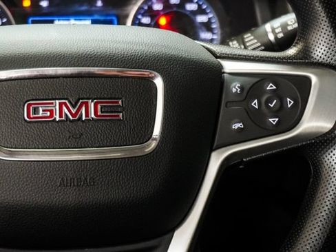 Used 2021 GMC Acadia SLE w/ Driver Convenience Package FWD image 14