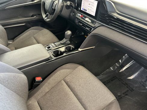 Certified 2025 Toyota Camry LE FWD image 16