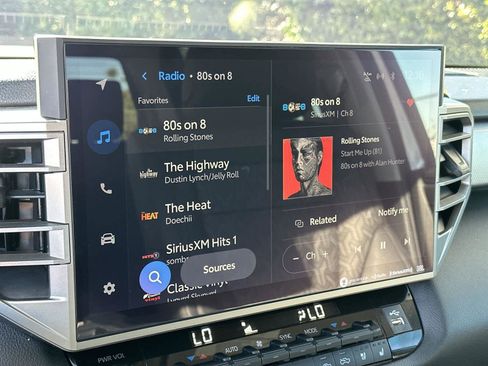 Used 2024 Toyota Tundra Limited image 19