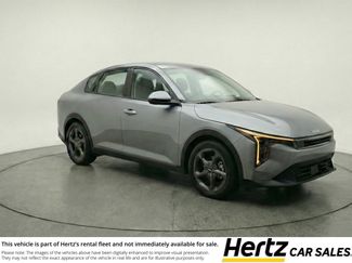 Used 2025 Kia K4 LXS video 1