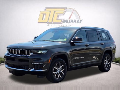 Used 2023 Jeep Grand Cherokee L Limited w/ Luxury Tech Group II AWD/4WD image 2
