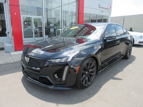Used 2024 Cadillac CT5 V Blackwing w/ Driver Assist Package RWD image 2