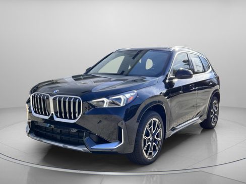 Used 2026 BMW X1 xDrive28i w/ Convenience Package image 2