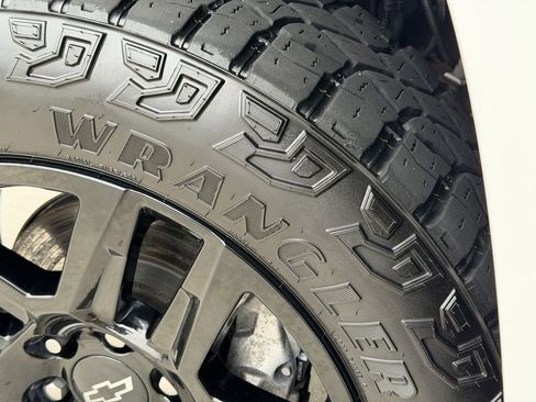 Used 2022 Chevrolet Silverado 1500 LT Trail Boss image 15