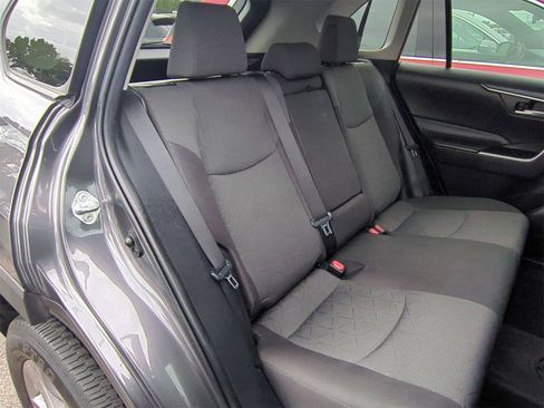 Used 2022 Toyota RAV4 XLE w/ Convenience Package image 29