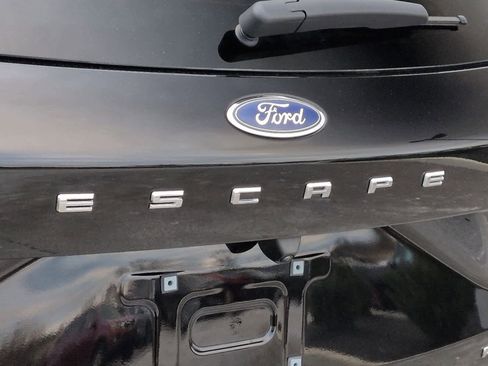 Used 2025 Ford Escape Active w/ Tech Pack #1 image 13