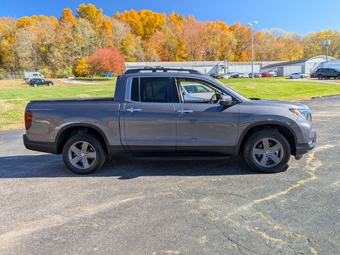 Used 2022 Honda Ridgeline RTL-E image 2