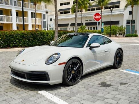 Used 2021 Porsche 911 Carrera 4 image 2