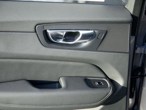 New 2026 Volvo XC60 B5 Plus w/ Protection Package Premier image 20