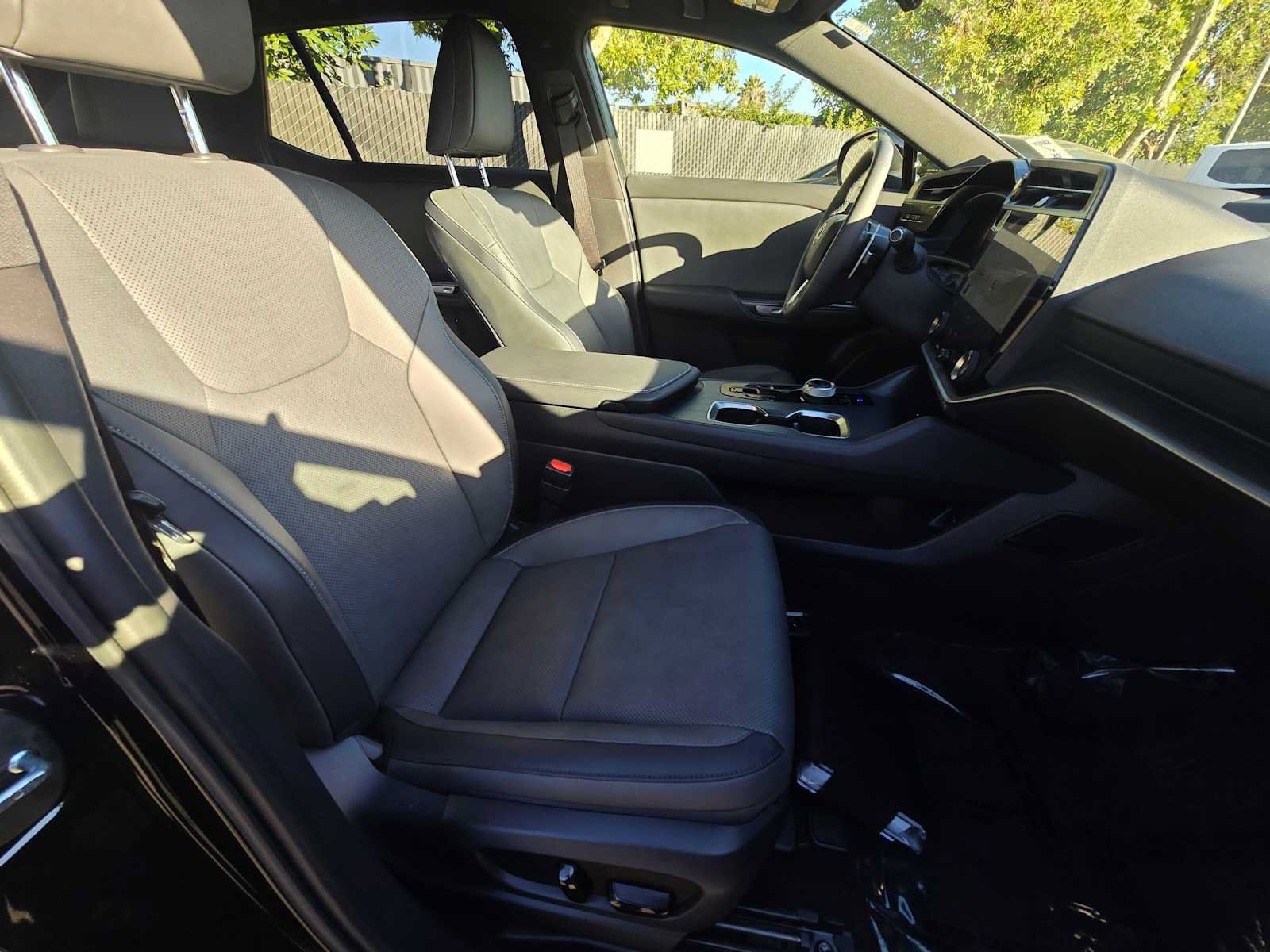 Certified 2026 Lexus RZ 350e 2WD image 11